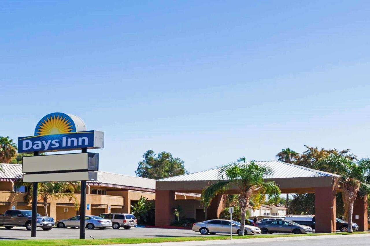 Days Inn By Wyndham Бейкерсфилд Экстерьер фото
